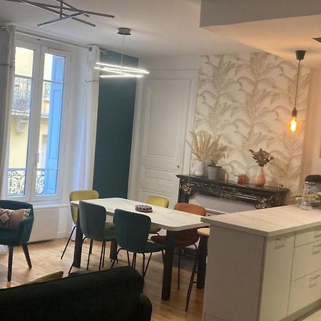Chambre En Appartement Haussmannien En Centre Ville Saint-Etienne  Exteriör bild