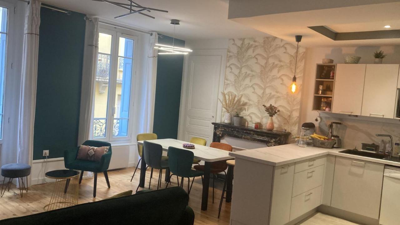 Chambre En Appartement Haussmannien En Centre Ville Saint-Etienne  Exteriör bild